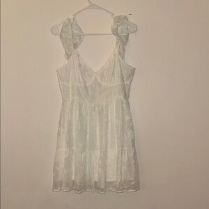 Elegant White Lace Dress